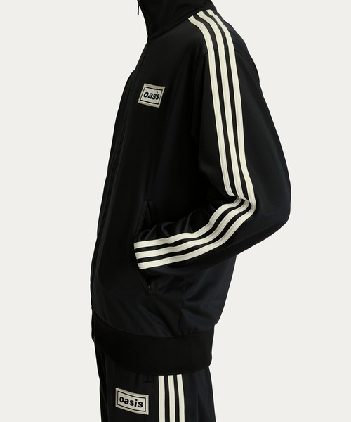 adidas（アディダス）の「adidas Originals × Oasis ツアー ファイヤー
