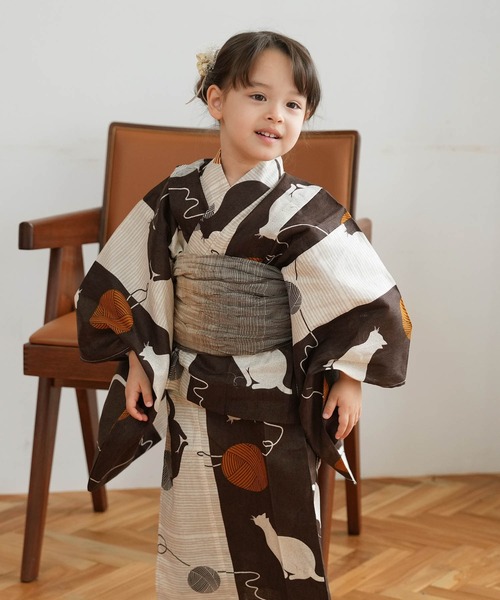 utatane（ウタタネ）の「キッズ浴衣3点セット ニコアンティーク 茶色と