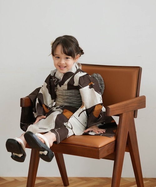 utatane（ウタタネ）の「キッズ浴衣3点セット ニコアンティーク 茶色と