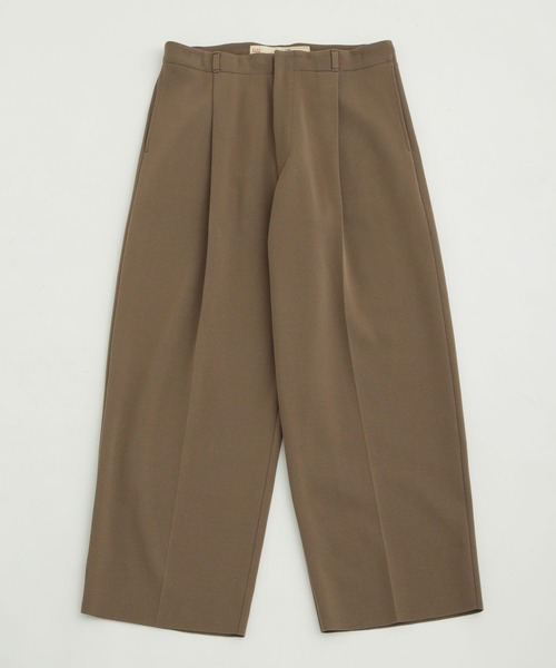 NANO universe（ナノユニバース）の「LB.01/ワンプリーツワイドミラノ