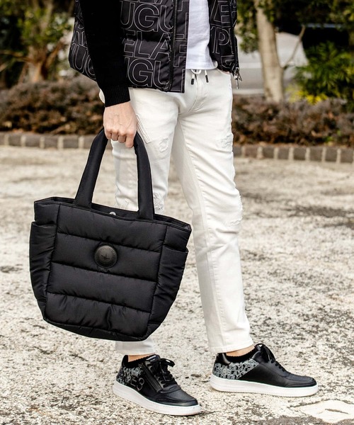 1PIU1UGUALE3 RELAX(ウノピゥウノウグァーレトレ)サークルロゴ ワン