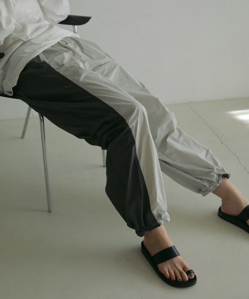 セール】Bicolor Parachute Pants（その他パンツ）｜anuke（アンヌーク