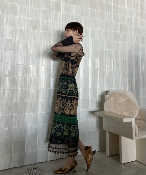 PAISLEY EMBROIDERY DRESS（ワンピース）｜Ameri（アメリ）の