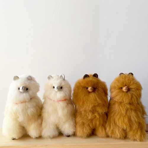 ペルーのアルパカさんの毛で作られたもっふもふなアルパカぬいぐるみ