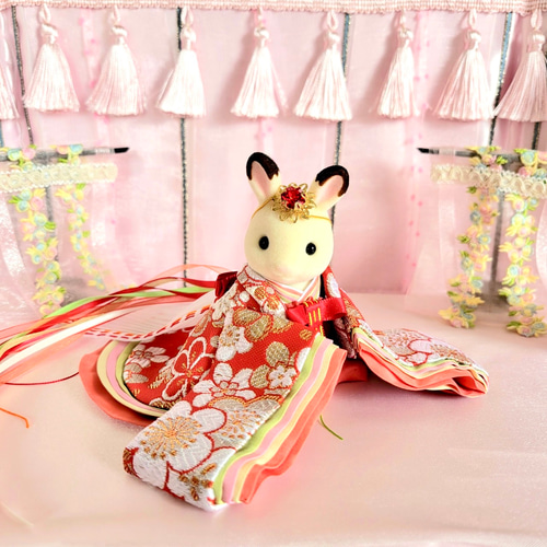 500 ひなまつり シルバニア着せ替えお着物〈お姫様〉十二単 緋色地白梅