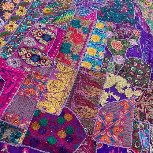 インド刺繍ラグ パッチワーク ハンドメイド 紫 ヴィンテージ敷物