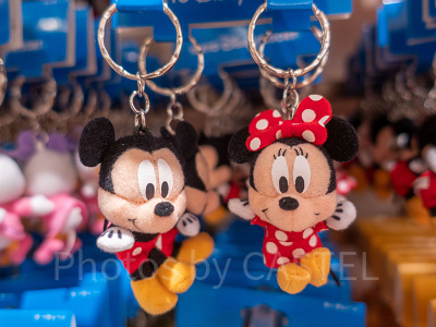 ディズニーペアキーチェーン＆ペアストラップグッズ36選！カップルにも