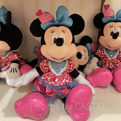 プルートぬいぐるみバッジ（ミニーのファンダーランドグッズ