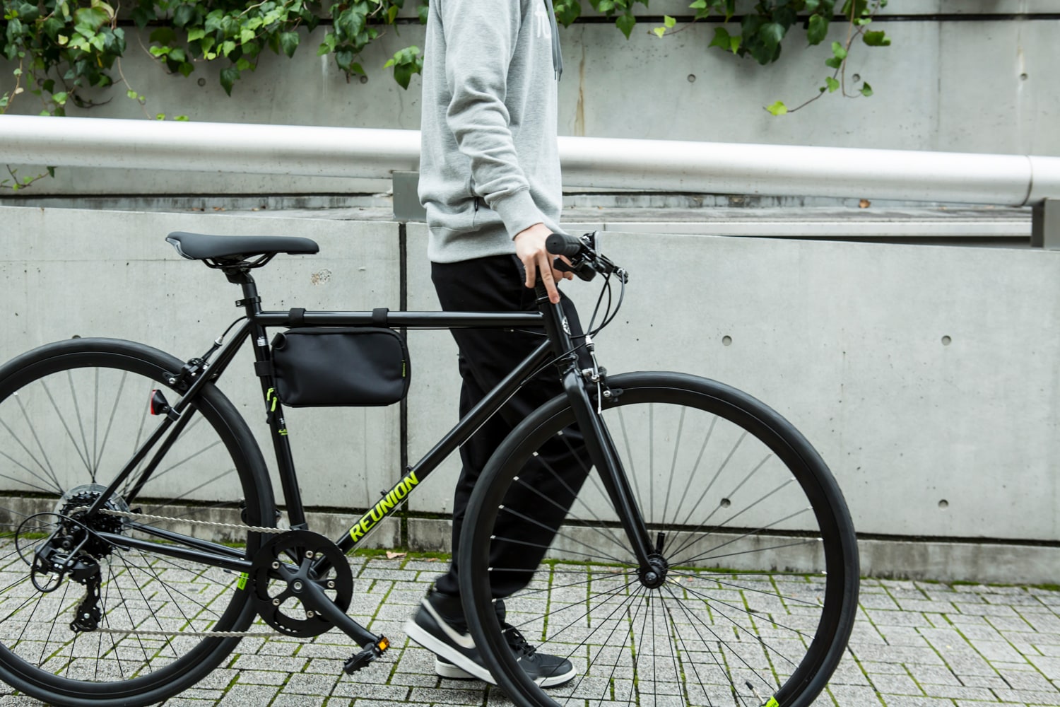 あさひ製 reunion(レユニオン)LILU 700C 7速 510mmクロス レユニオン リル