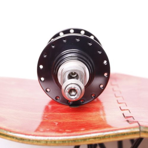 White Industries / ENO エキセントリックディスクリアハブ - Above