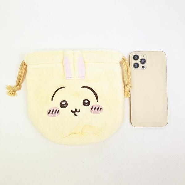 ちいかわ」うさぎやモモンガたちの愛らしい表情をデザイン♪ふわふわ