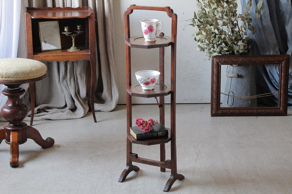 アフタヌーンティーのためのオーク材ケーキスタンド（高さ88cm