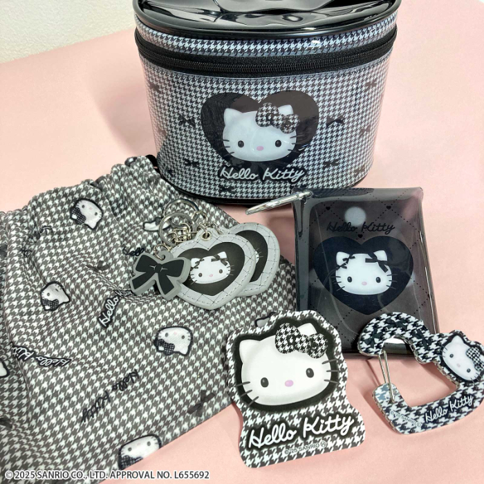 ハローキティ」平成リバイバルデザインのアイテムがサンキューマートに