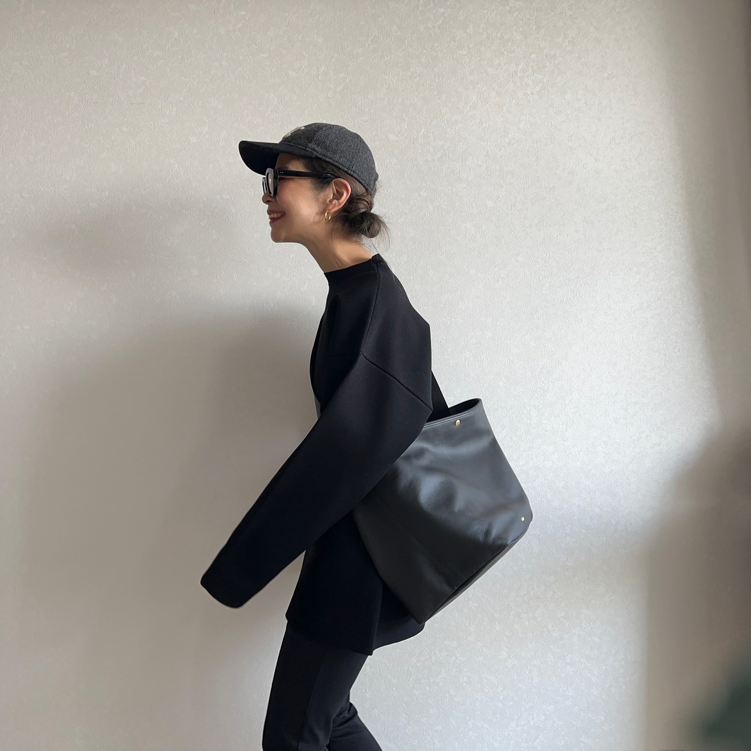 ch!iii チー レザーボディバッグ 黒 ch iii bag チーバッグ シュリンク