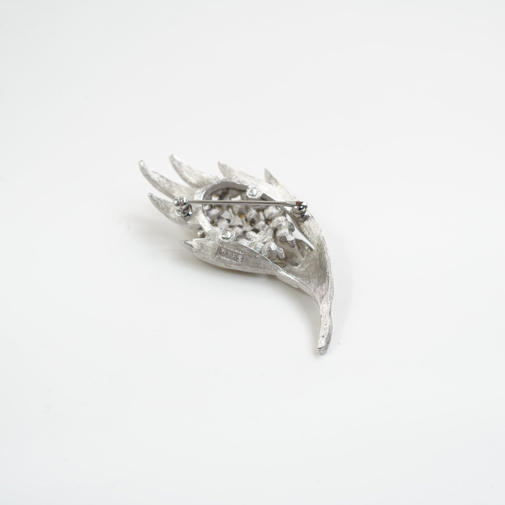 Trifari（トリファリ）ブローチ「Flower Pearl Brooch」／ヴィンテージ