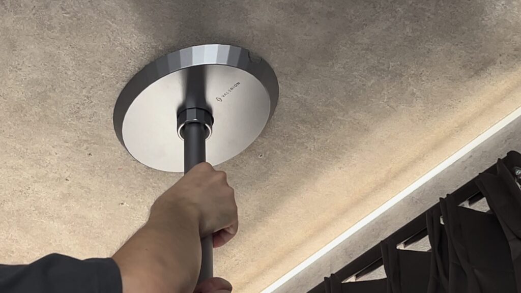 VisionMaster Pro2を専用金具で天吊り【位置計算/取り付け手順を丁寧に