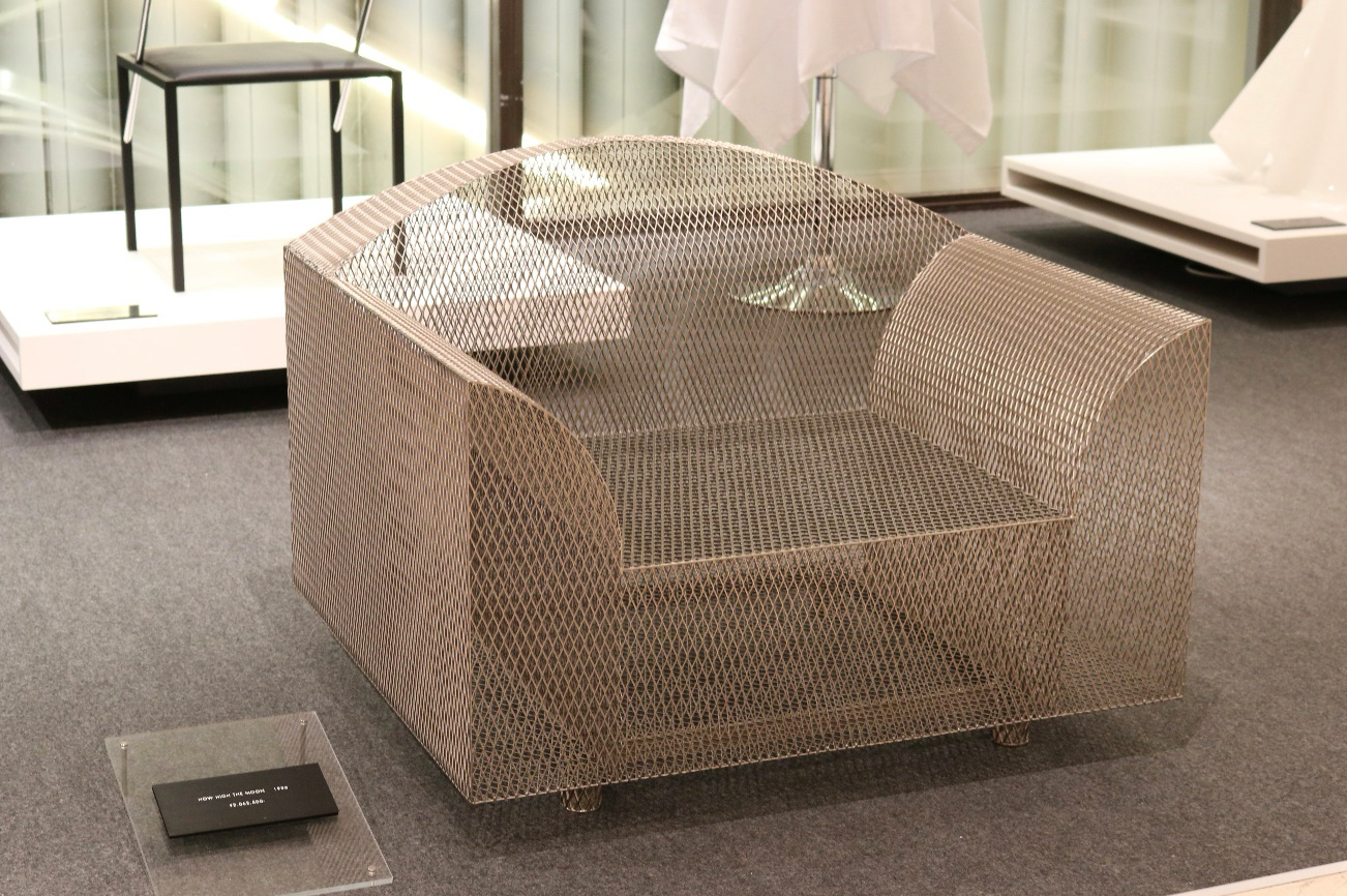 倉俣デザインを飾る」at 阪急うめだ本店｜コンフォートQ｜阪急百貨店の