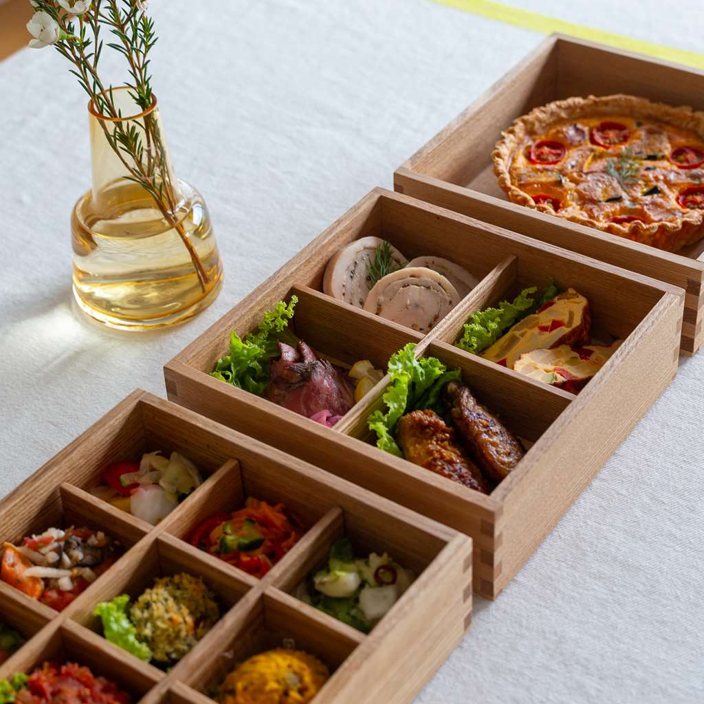 松屋漆器店｜白木塗タモ ナチュラル［6寸］二段重箱 COMFOTA 北欧雑貨店