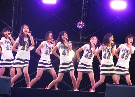 平均年齢13.8歳！ 福岡・博多のHKT48お披露目！「17歳で最年長になる