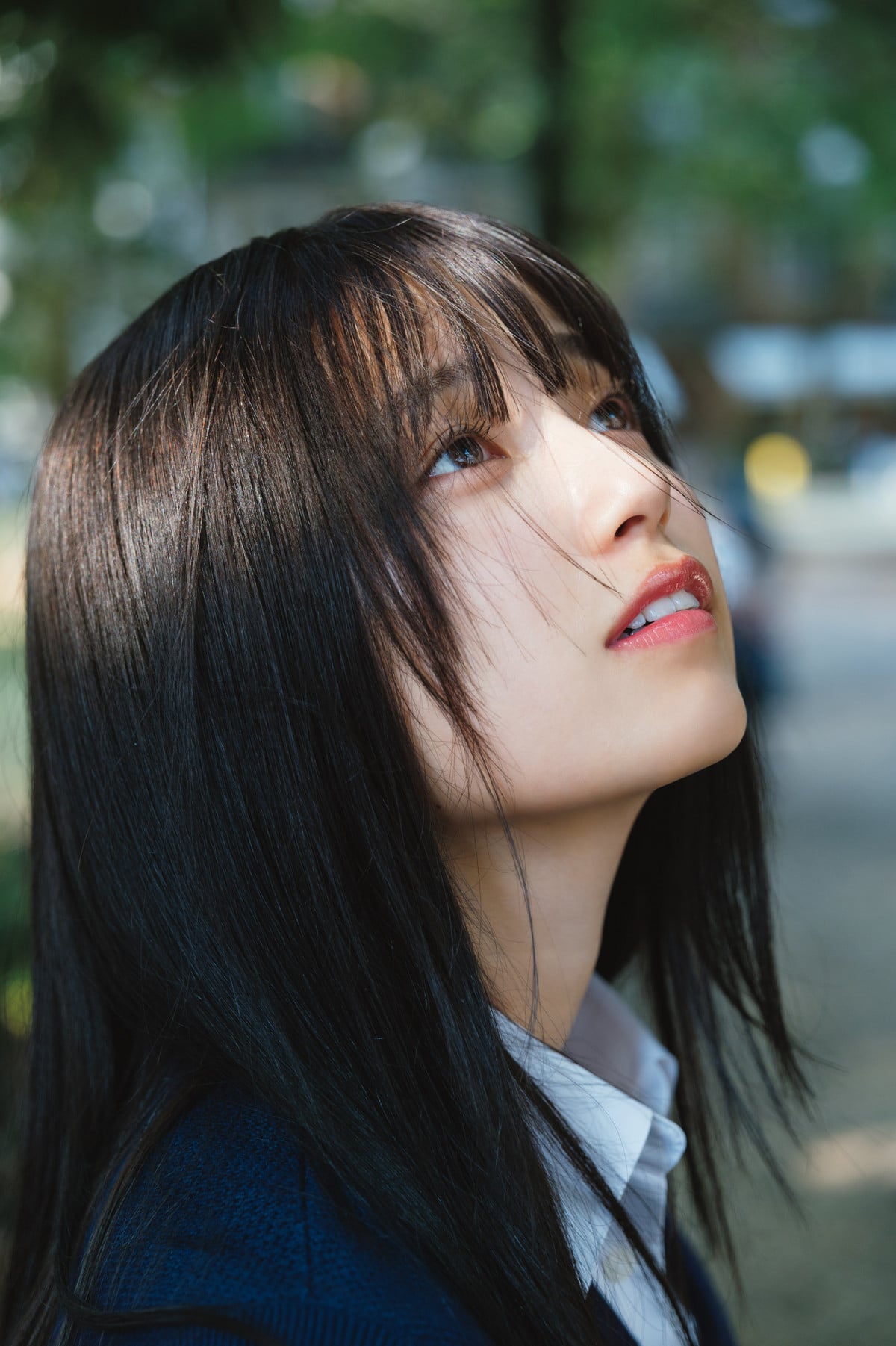 乃木坂46五百城茉央、抜群スタイルが映えるフレッシュ水着ショット 1st
