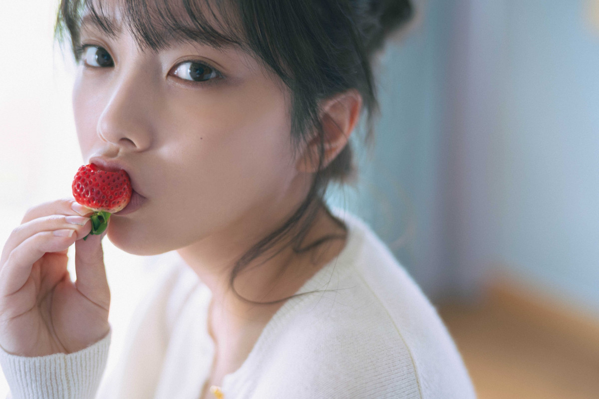 乃木坂46与田祐希、5年ぶり3rd写真集発売決定「殻を破った等身大の私を