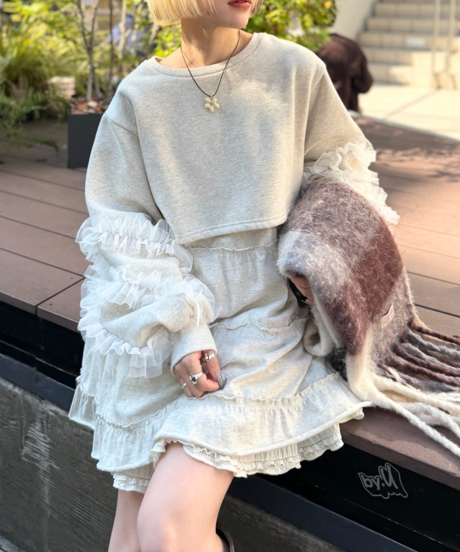 1枚でオシャレ見え♪】チュールスリーブスウェットワンピース | w