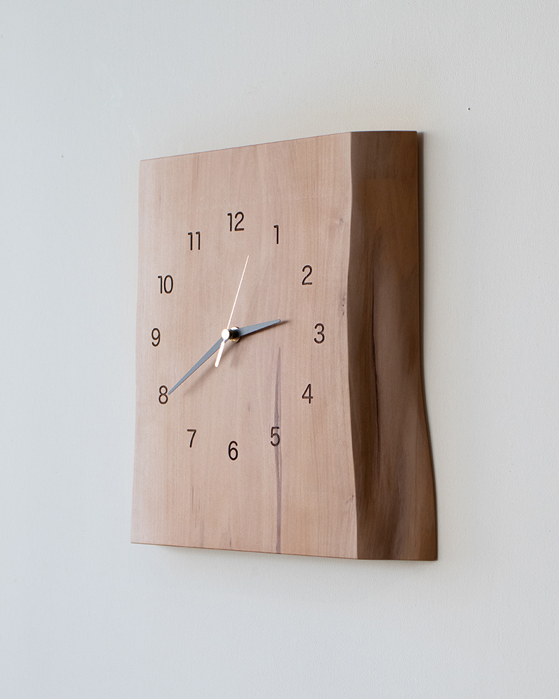 木の壁掛け時計 mimi ヤマナシ/たて 339 | cocochi ｜ 家具と服と