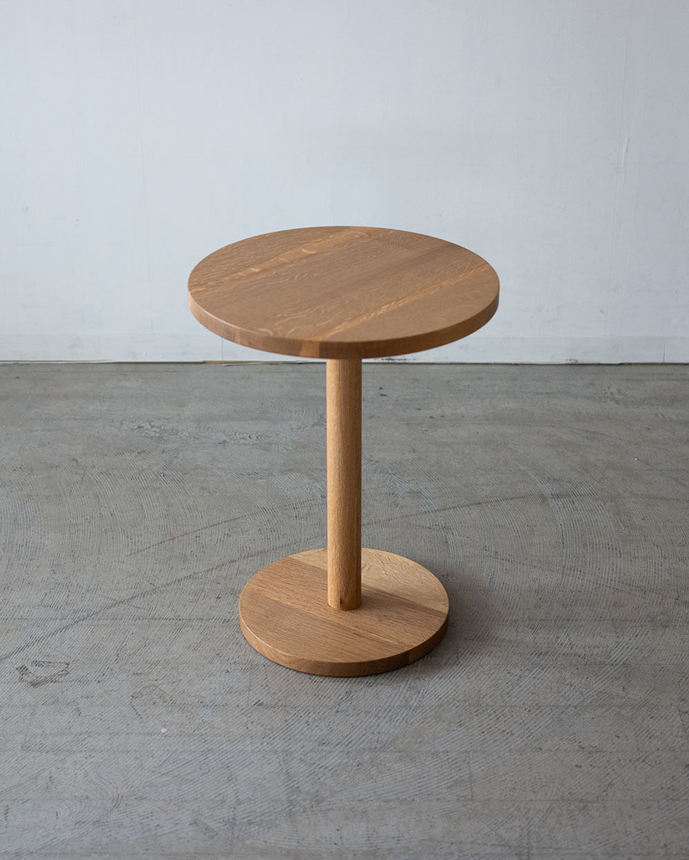 数量限定］サイドテーブル43 マル ナラ / オイル | cocochi ｜ 家具と