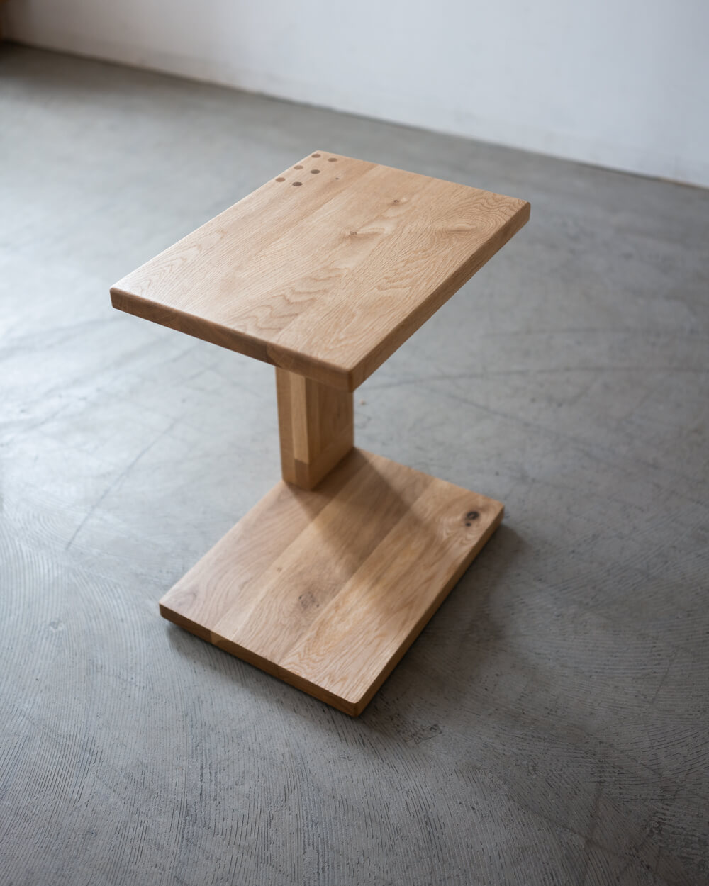 数量限定］LUKSUS サイドテーブル ナラ / オイル | cocochi ｜ 家具と