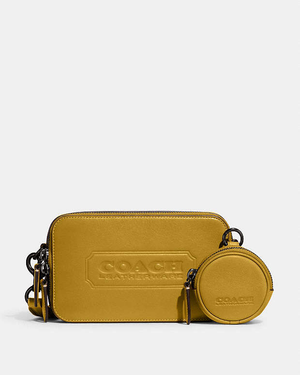 公式】COACH – コーチ | チャーター スリム クロスボディ・コーチ バッジ
