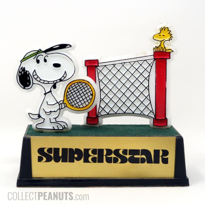 Peanuts Aviva Sports Trophies | CollectPeanuts.com