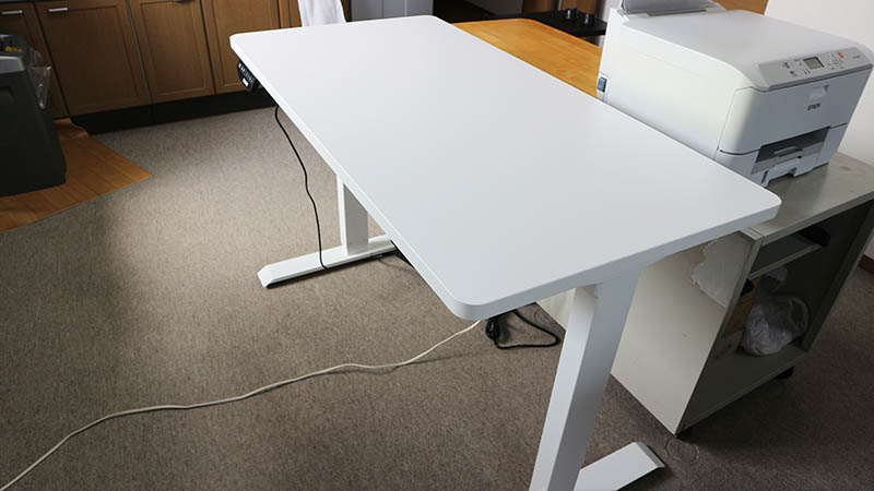 電動昇降デスクFLEXISPOT】立っても座っても作業でき姿勢改善と集中力