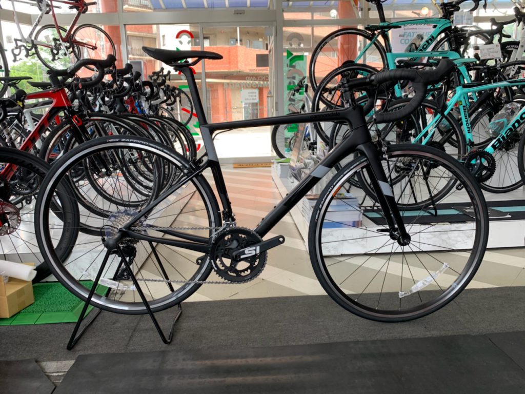 CANNONDALE 2020モデル SUPERSIX EVO CARBON 105 – サイクランドマスナガ