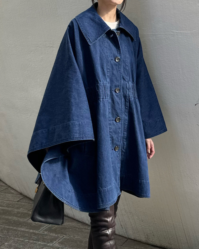 発売中の”DENIM CAPE COAT”を松本恵奈着用でご紹介。｜CLANE WEB