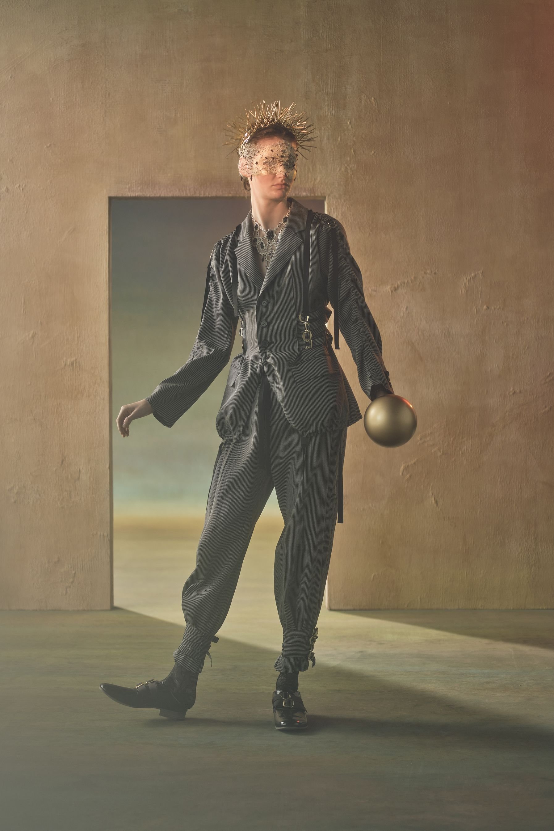 UNDERCOVER_SS25_WOMENSWEAR_052.jpg