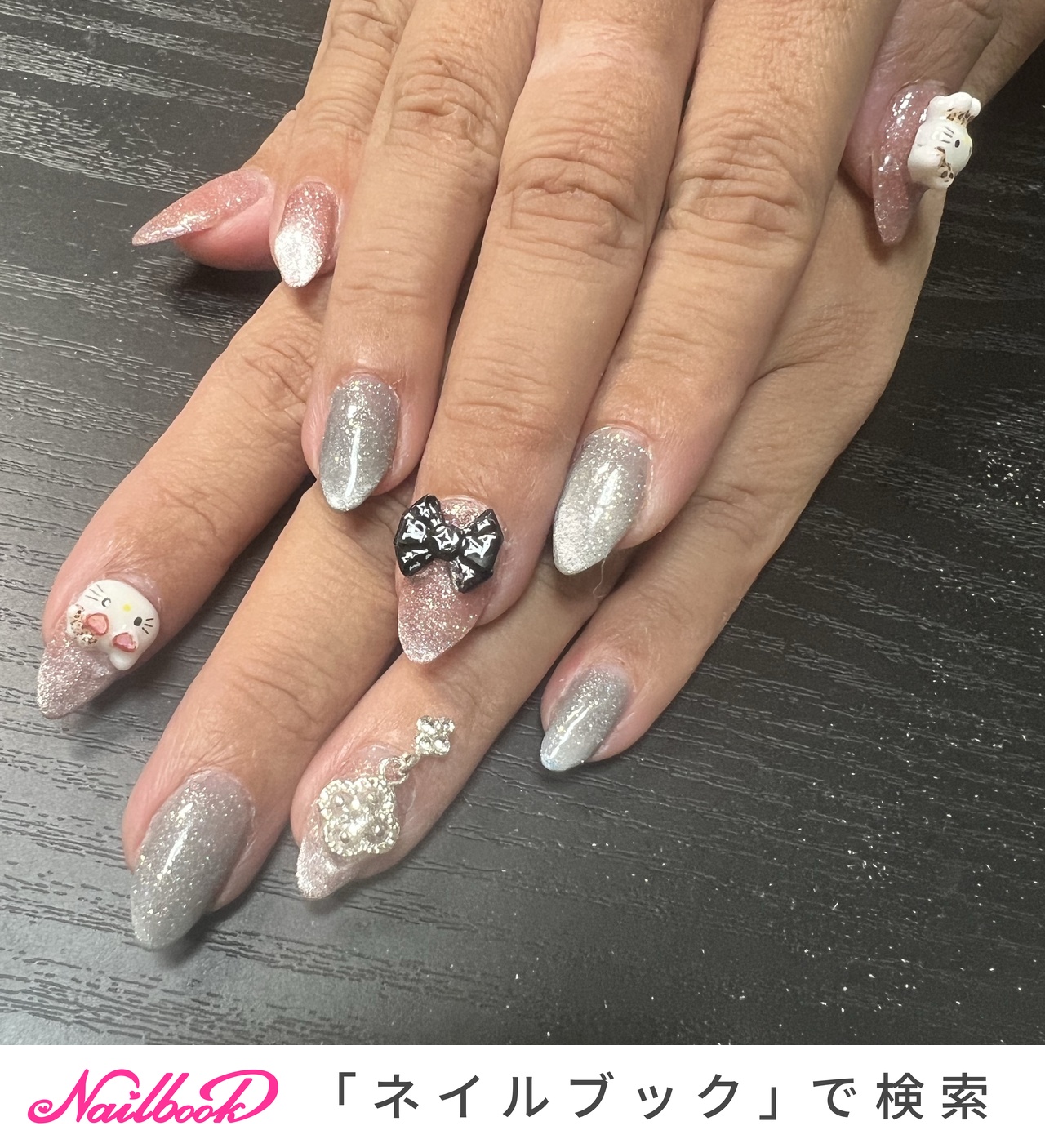 揺れるパーツのネイルデザイン｜ネイルブック