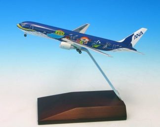 NH20167 全日空商事特注品 ANA B777-300ER JA795A 1:200 組立品 完売