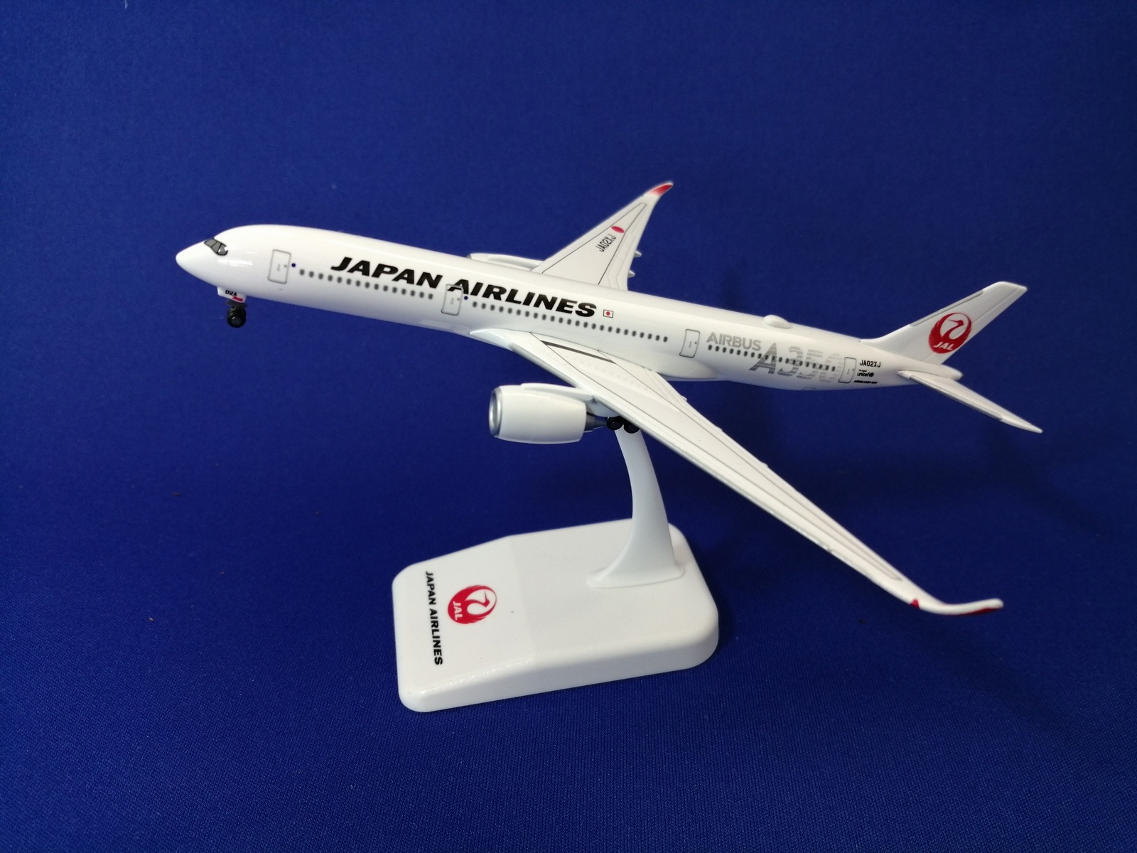 JAL A350-900 エコのグリーン エアバス JA03XJ Phoenix JAL A350-900