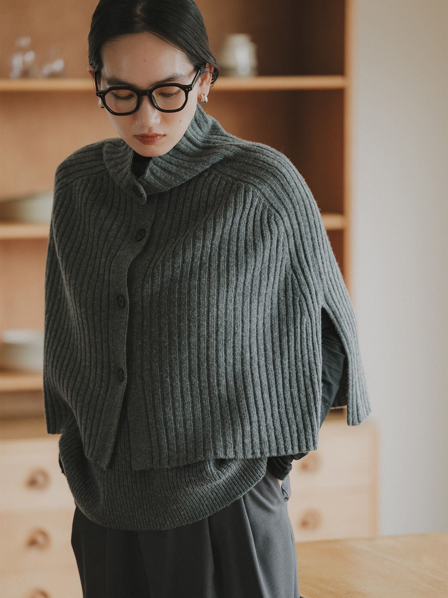 crewre online store / ケープレイヤードVネックベスト