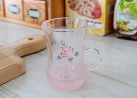 マニー ローズ ガラス他 － フレンチカントリーのバラ柄、レース雑貨