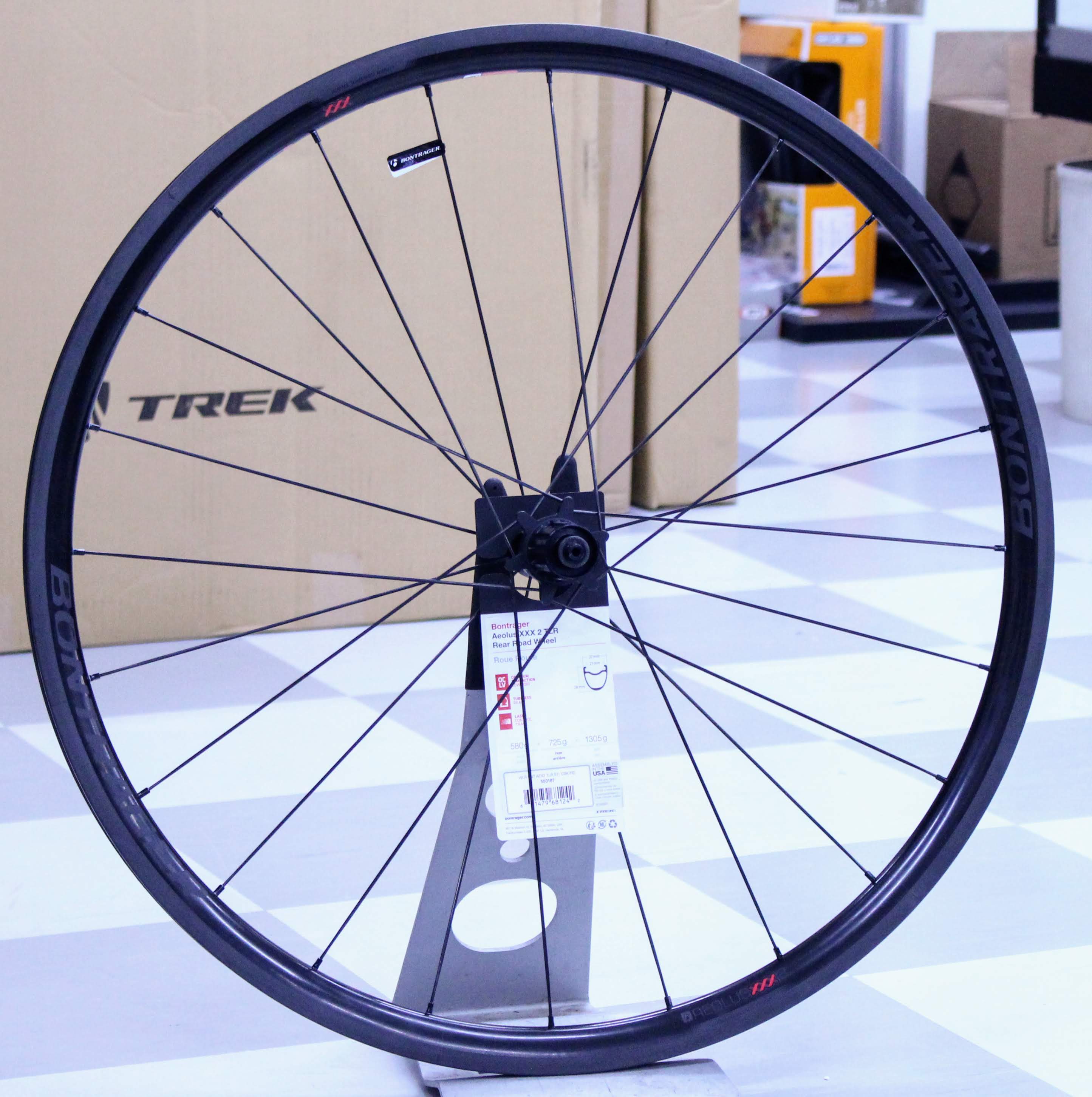 BONTRAGER Aeolus XXX 2 TLR Clincher 2020モデルが入荷しました