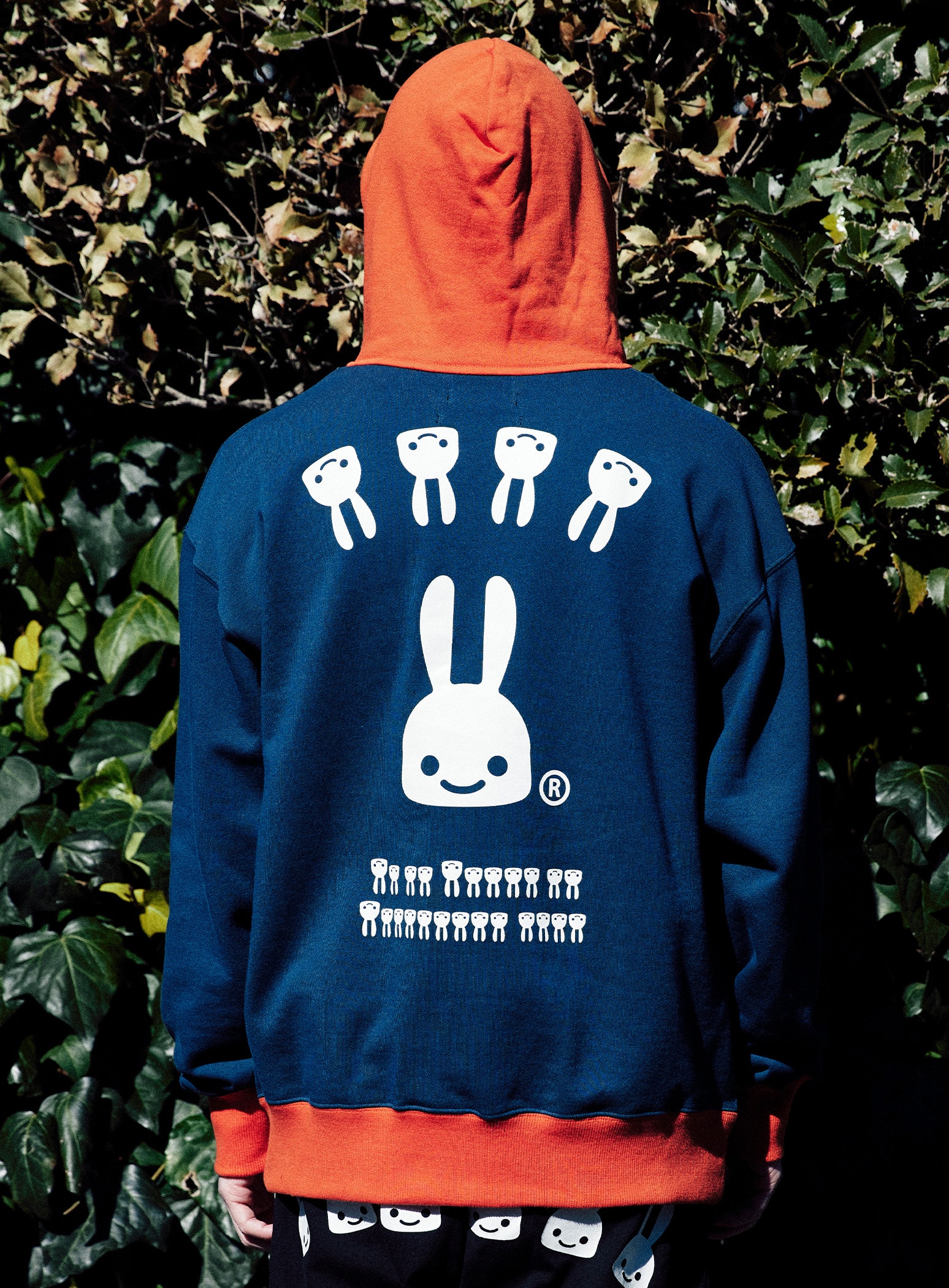 後付けパーカー｜ウサギがいる｜CUNE ONLINE STORE