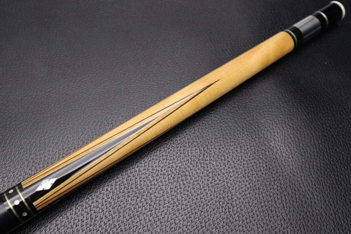 Balabushka | カスタムキュー｜イリス