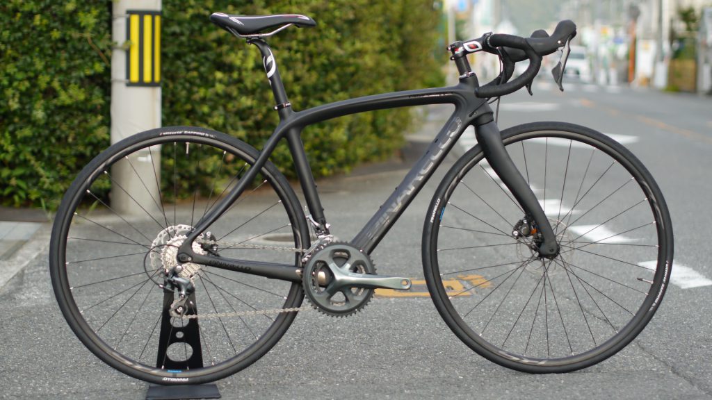 2021モデル PINARELLO「ピナレロ」ANGLIRU DISK[アングリル] 展示して