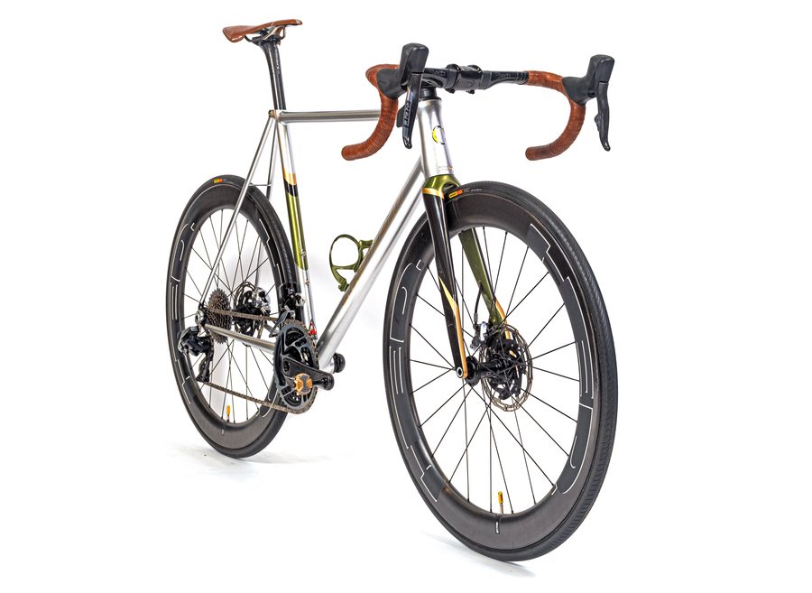 20台限定フレーム「Racer-2022」発表、実車をCYCLEMODE TOKYO 2022で