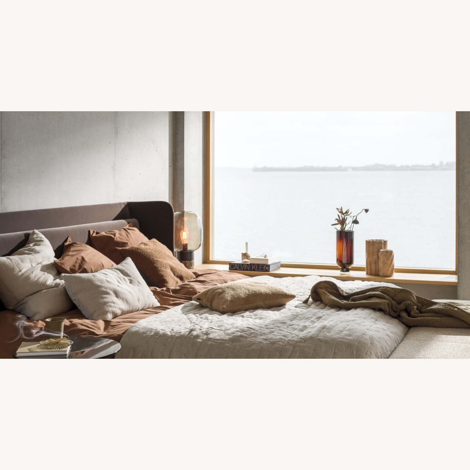 BoConcept Austin Queen Size Bed - AptDeco