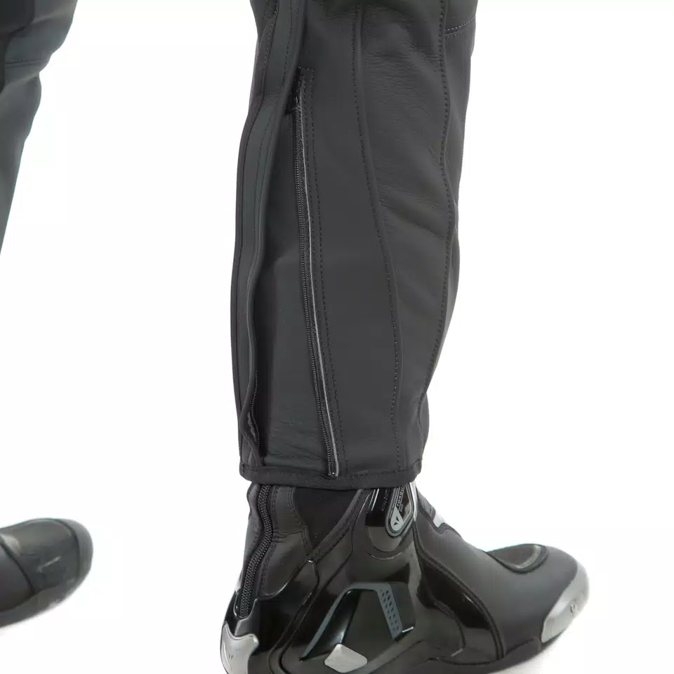 PONY 3 - MEN'S MOTORCYCLE LEATHER SHORT/TALL PANTS | BLACK-MATT