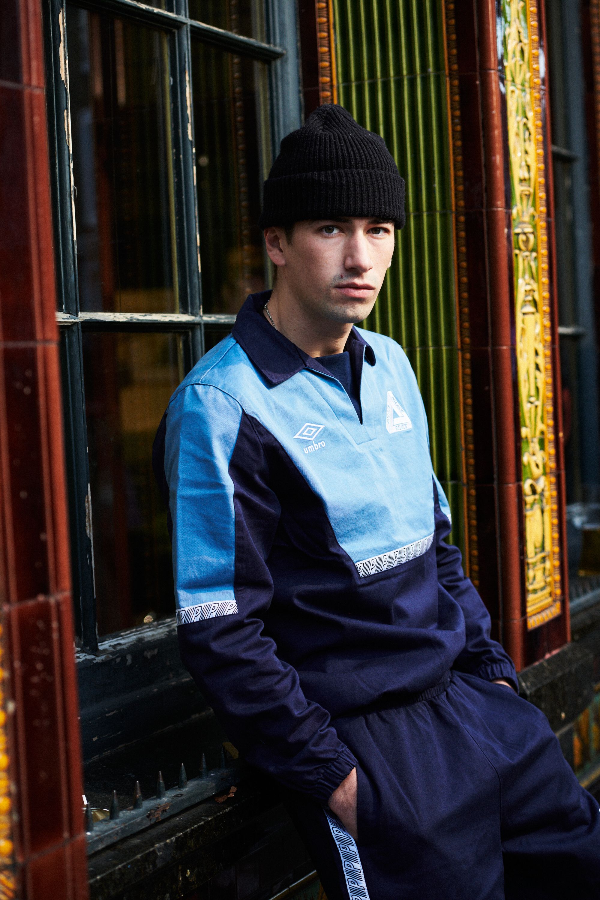 PALACE UMBRO WARM UP CREW Lサイズ 【公式通販】