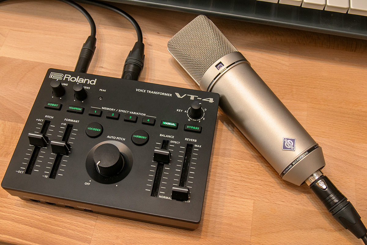 一旦停止】美品 Roland voicetransformer VT-4 + ABケーブル
