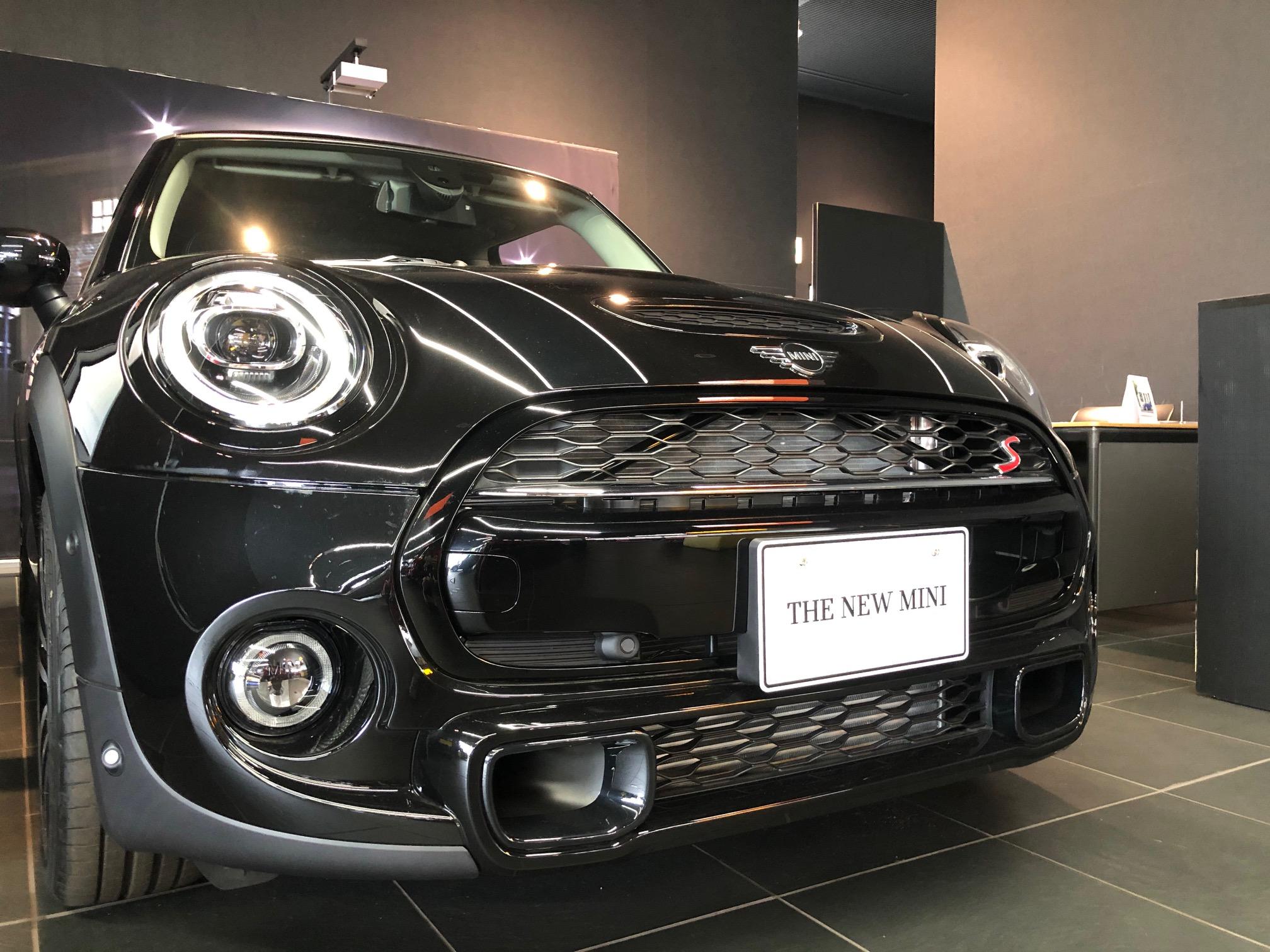MINI岡崎】オールブラックのF56S展示中！ - MINI 名古屋名東／MINI